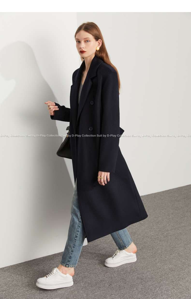 ネイビーコーデ ゆったりロング丈ダブルコート