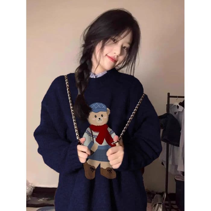 ネイビーコーデ くまさん刺繍入りあったかニット