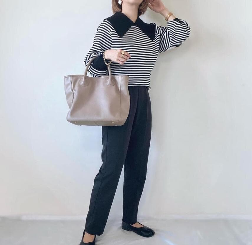 ネイビーコーデ ビッグカラーニットプルオーバー