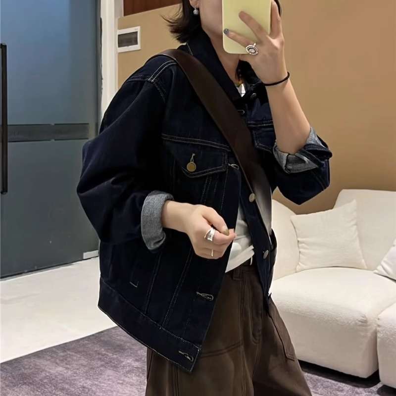 ネイビーコーデ デニム調ゆるふわジャケット