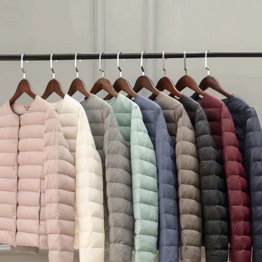 ネイビーコーデ 軽量キルティングダウンジャケット