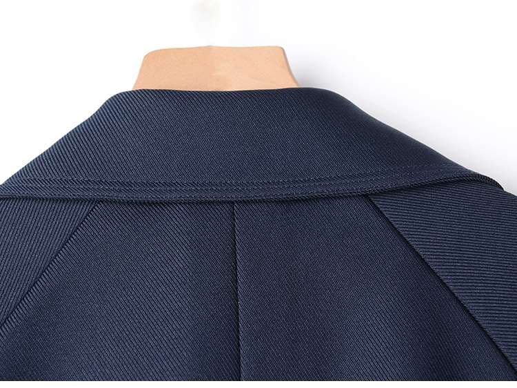 ネイビーコーデ トレンチ風 ベルト付きロングコート