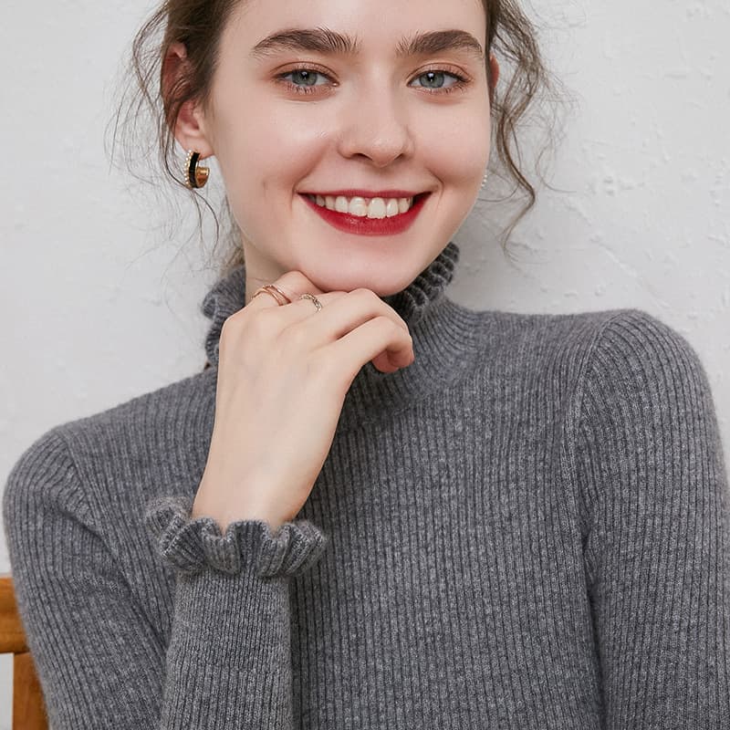 ネイビーコーデ フリル襟リブニットプルオーバー