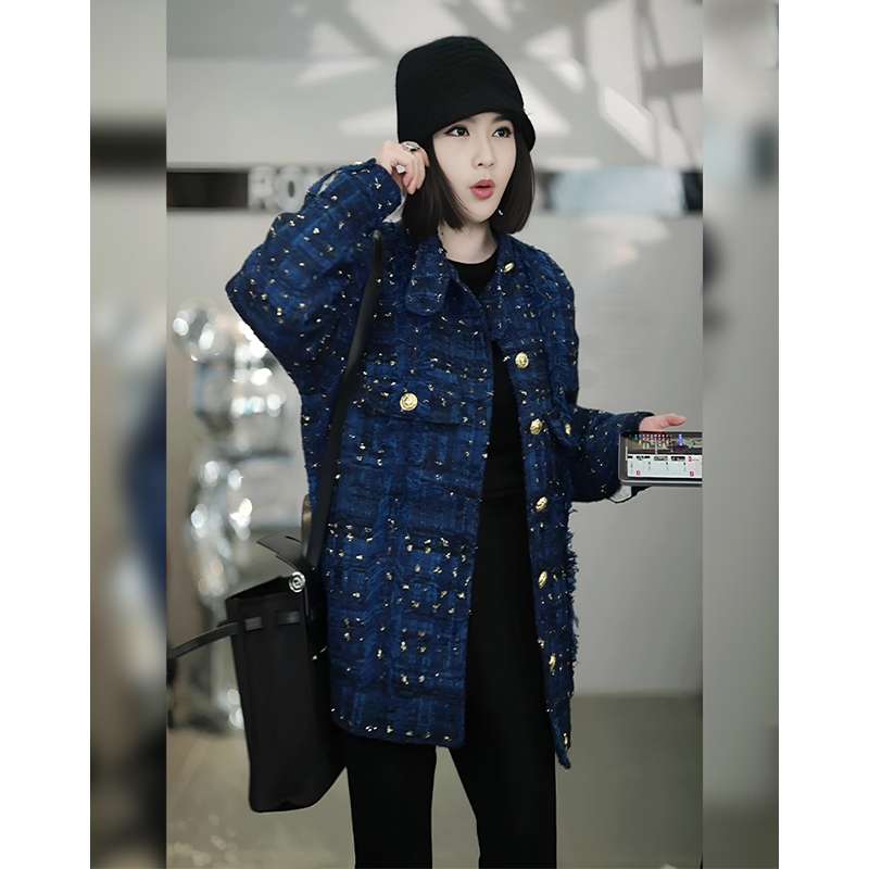 ネイビーコーデ ツイード調リッチ冬コート