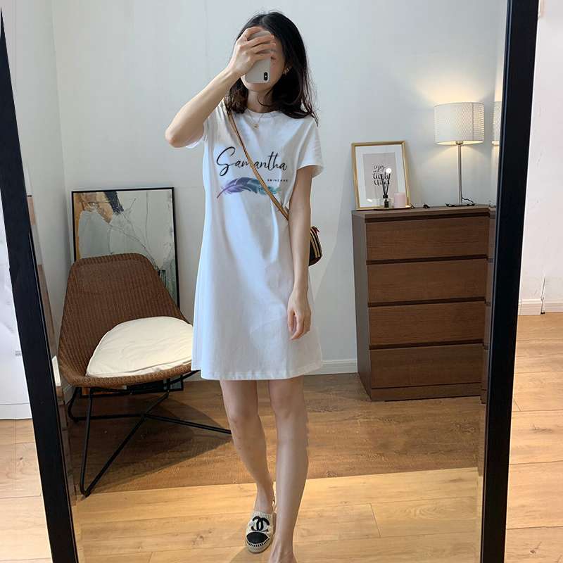 ネイビーコーデ シンプルカジュアルワンピース