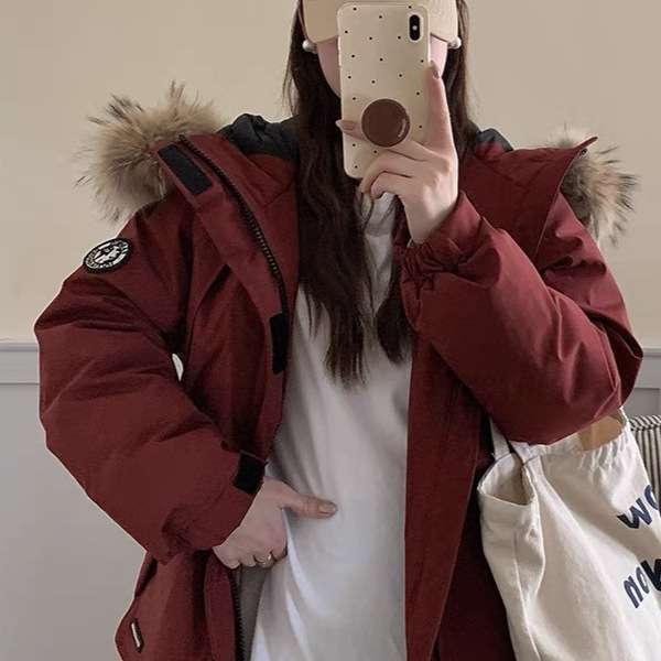 ネイビーコーデ ふわもこファー付きダウンコート