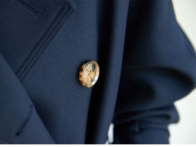 ネイビーコーデ トレンチ風 ベルト付きロングコート