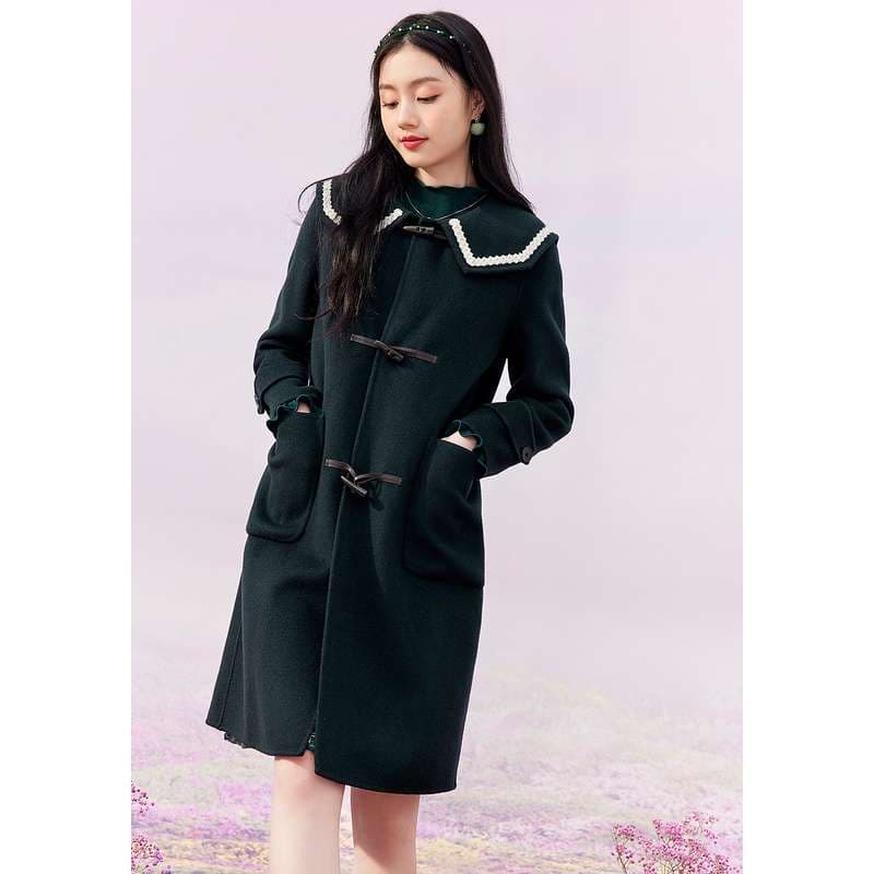 ネイビーコーデ 学生風トグルデュッフルコート