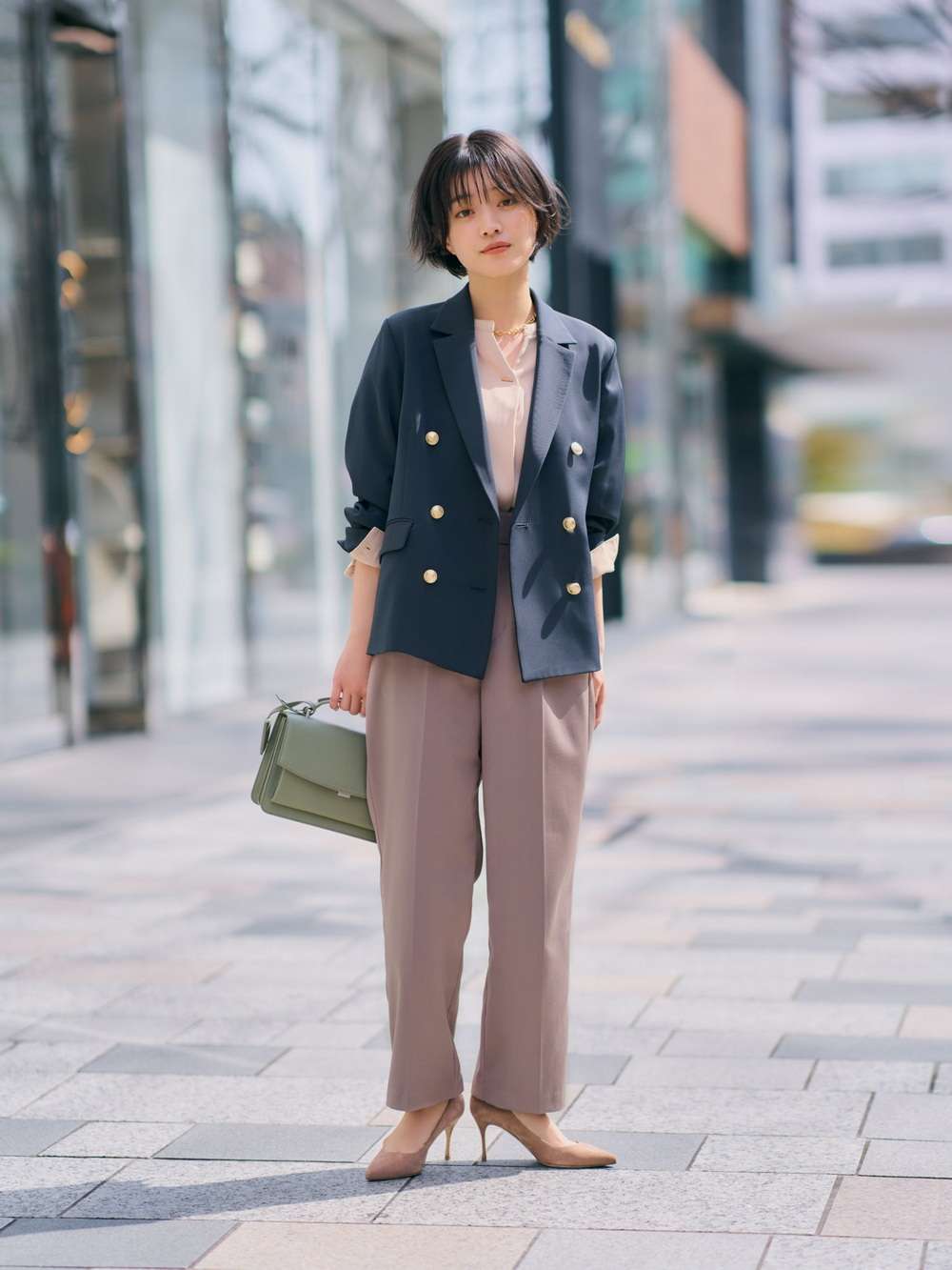 ネイビーコーデ クラシカルダブルジャケット