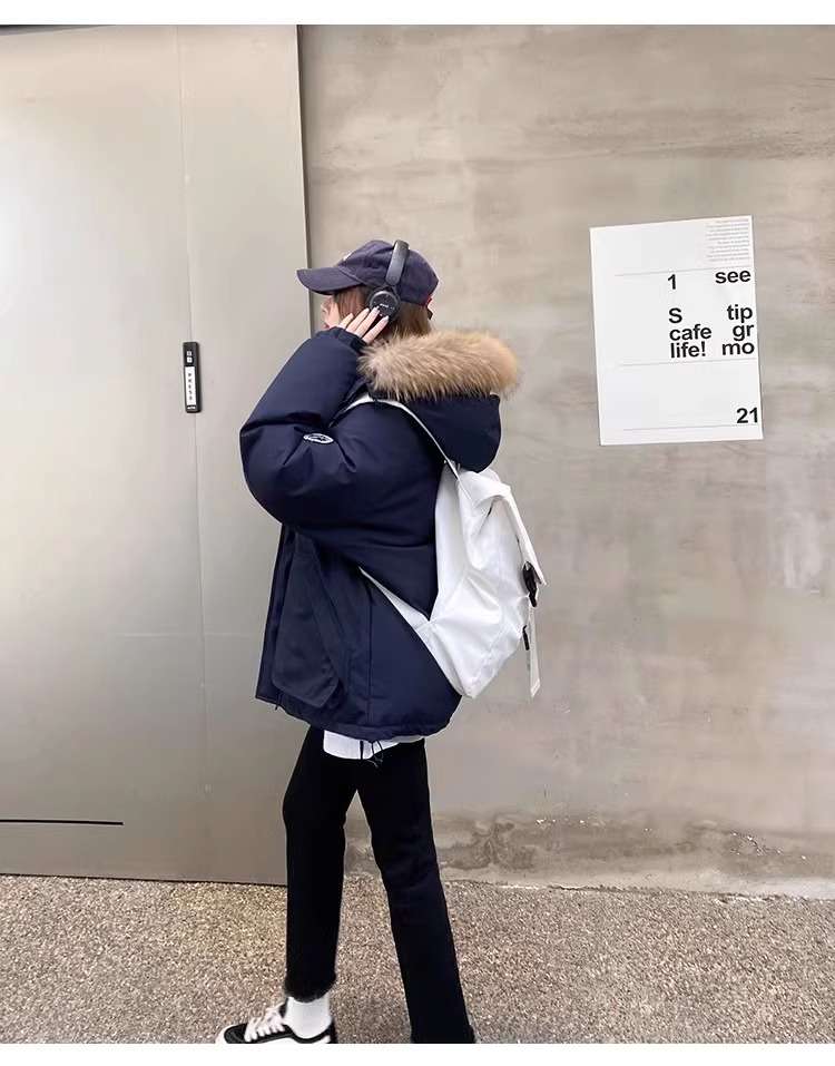 ネイビーコーデ ふわもこファーフード付きダウンジャケット