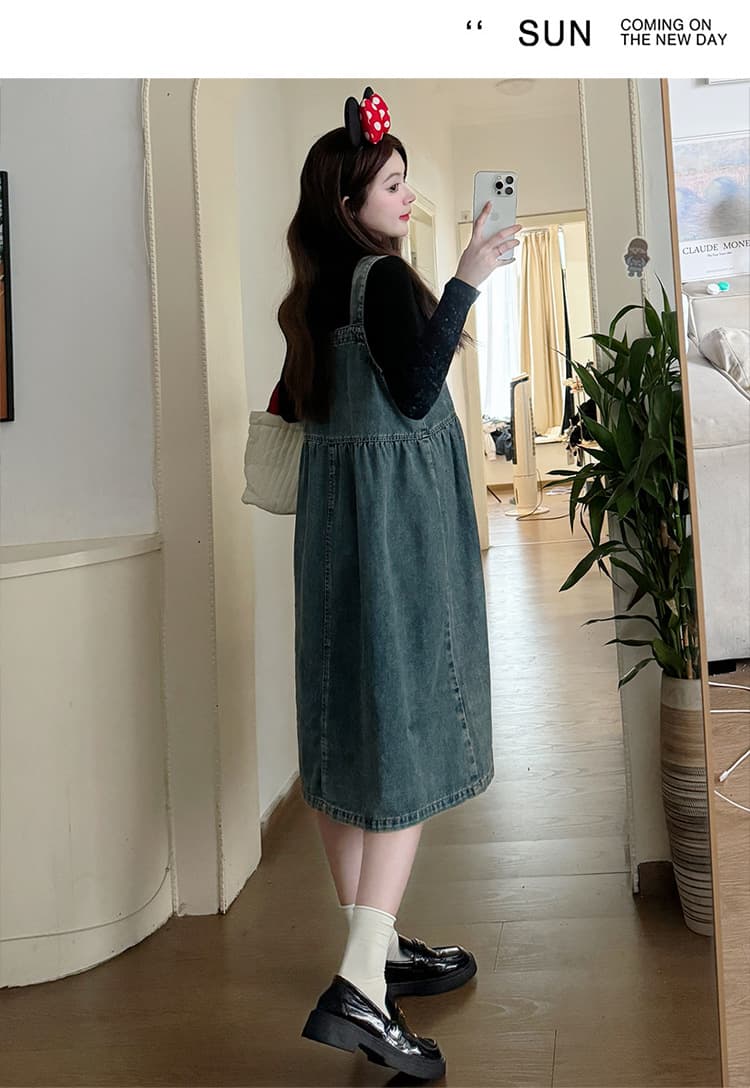ネイビーコーデ ゆったりシルエットデニムジャンパースカート