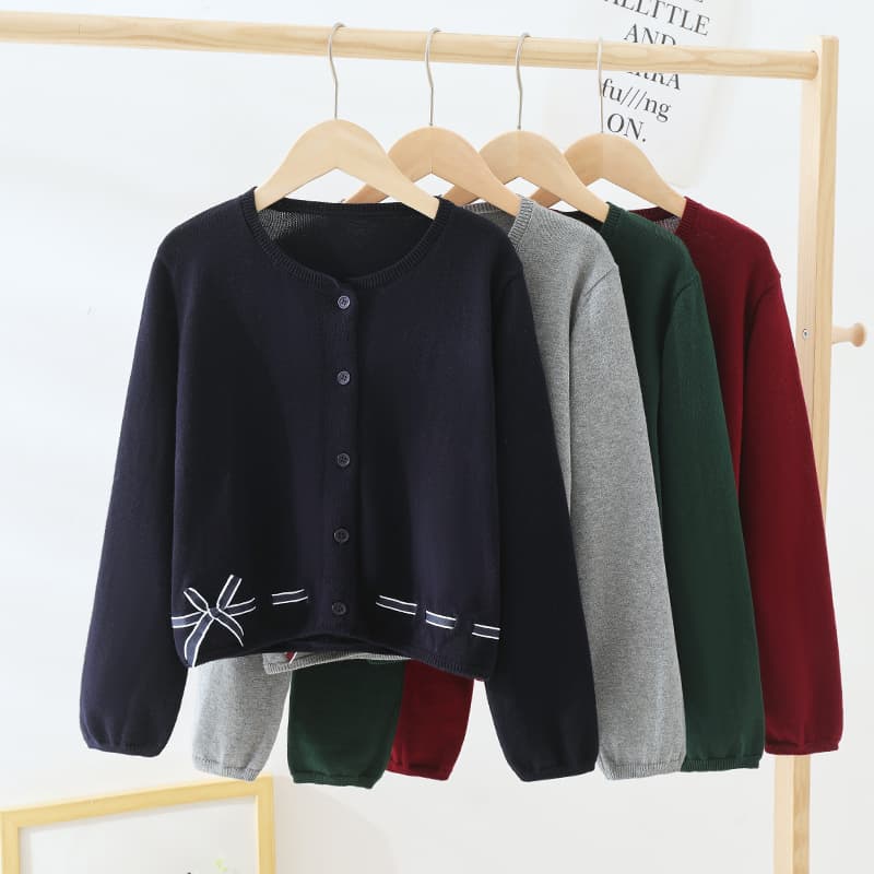 ネイビーコーデ リボン飾り付きニットカーディガン