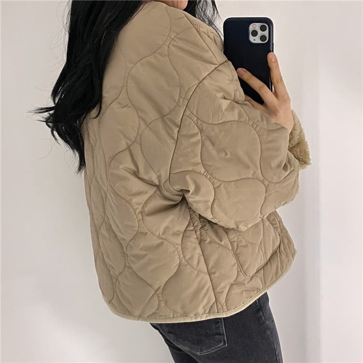 ネイビーコーデ 両面着用キルティングアウター ひし形柄ゆったりボアコート