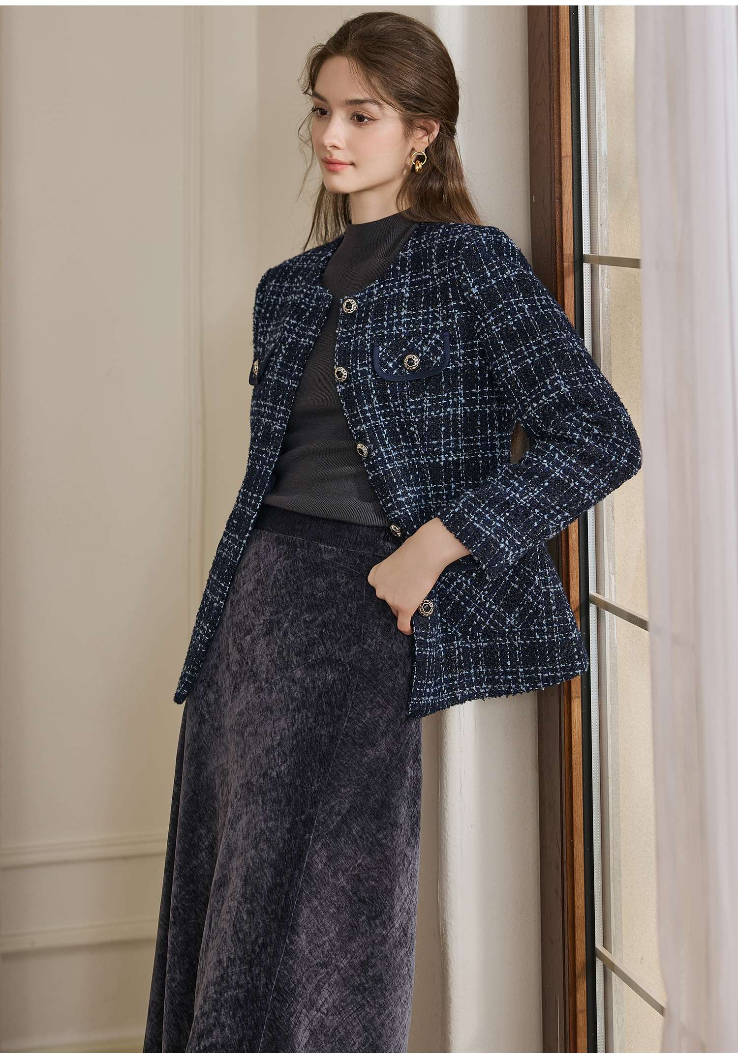 ネイビーコーデ ツイード編み ノーカラージャケット