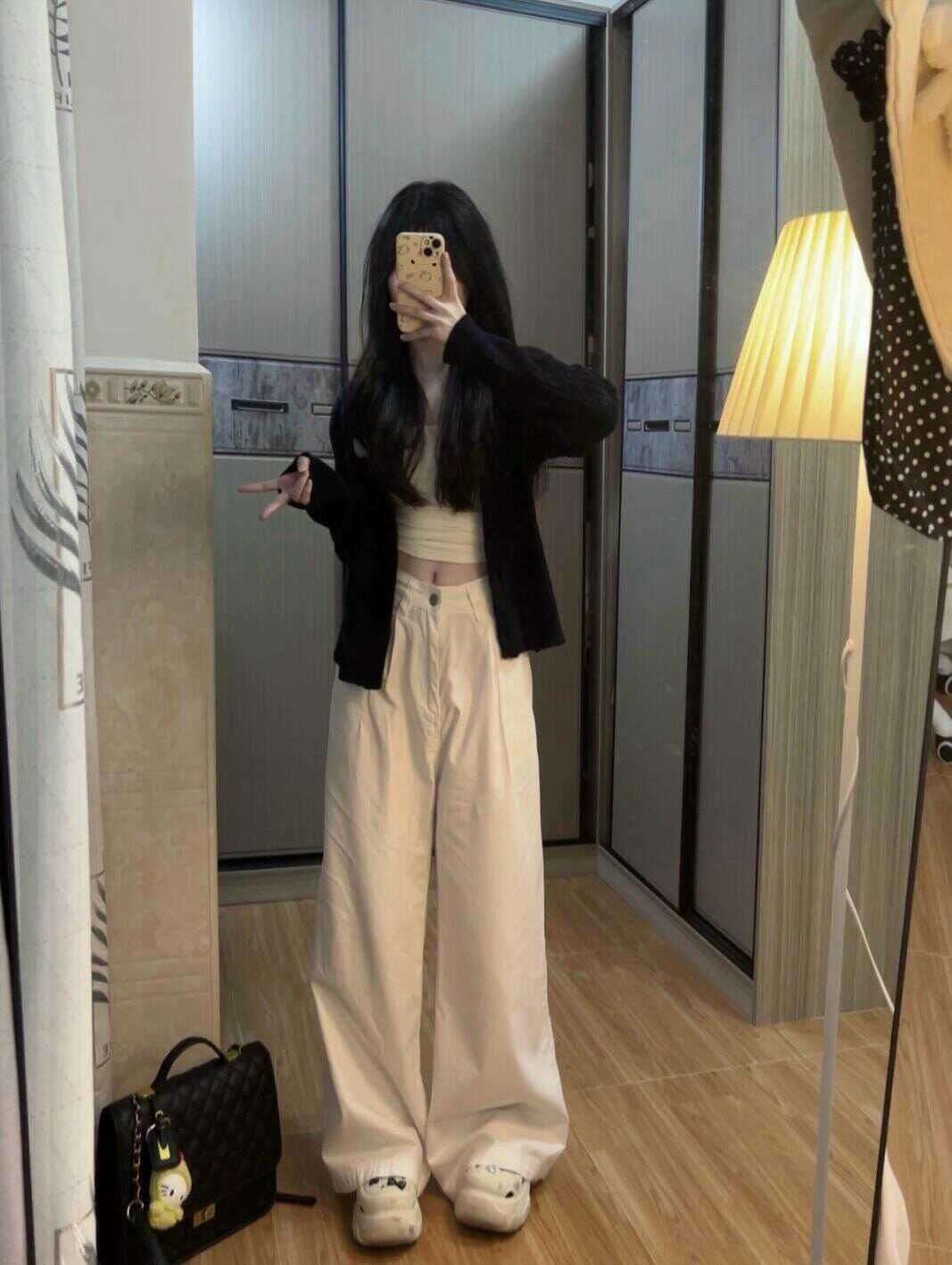 ネイビーコーデ シンプルカーディガン ベーシック