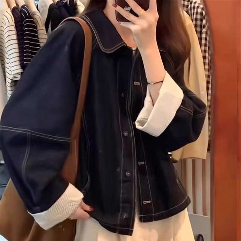 ネイビーコーデ デニムジャケット ゆったりシルエット