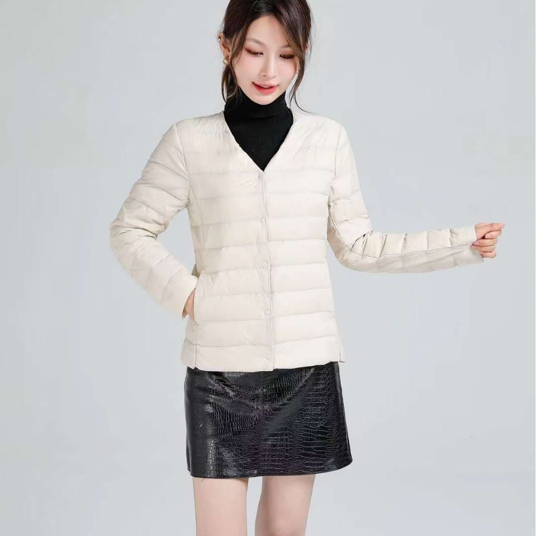 ネイビーコーデ 軽量キルティングダウンジャケット