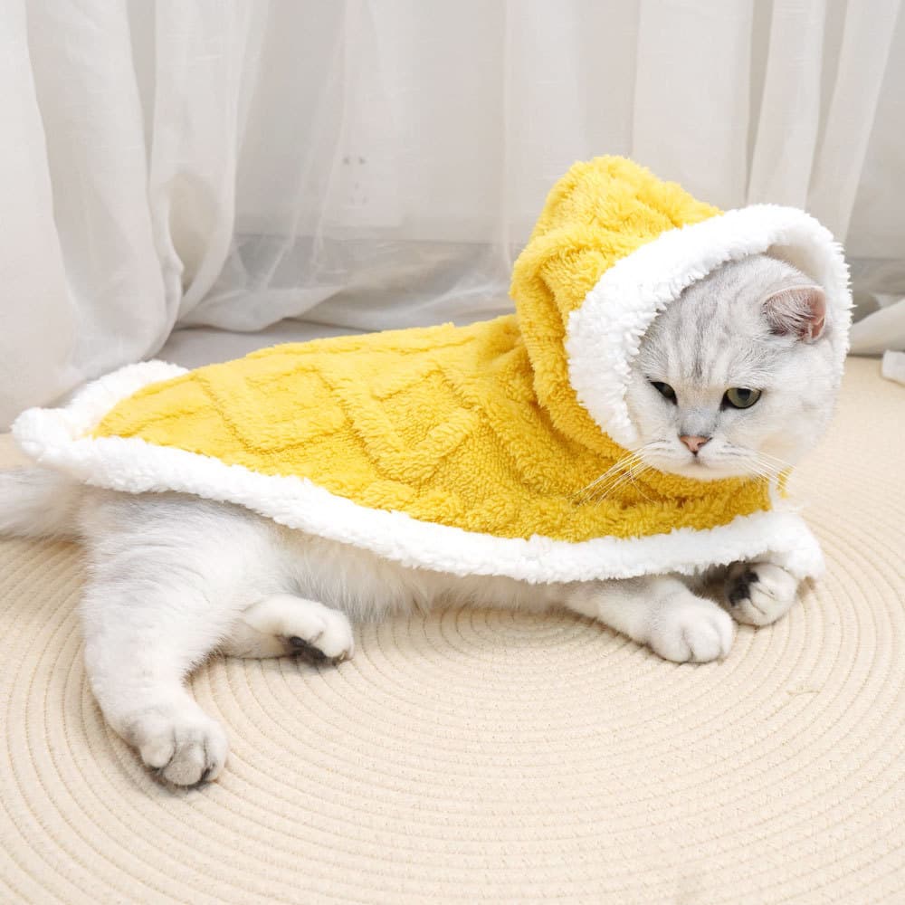 ネイビーコーデ に映える！ふわもこフード付き冬用猫服｜あったか防寒コスプレ