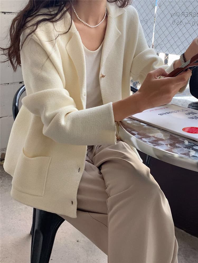 ネイビーコーデ レトロ風ニットアウター エレガントカーディガンコート