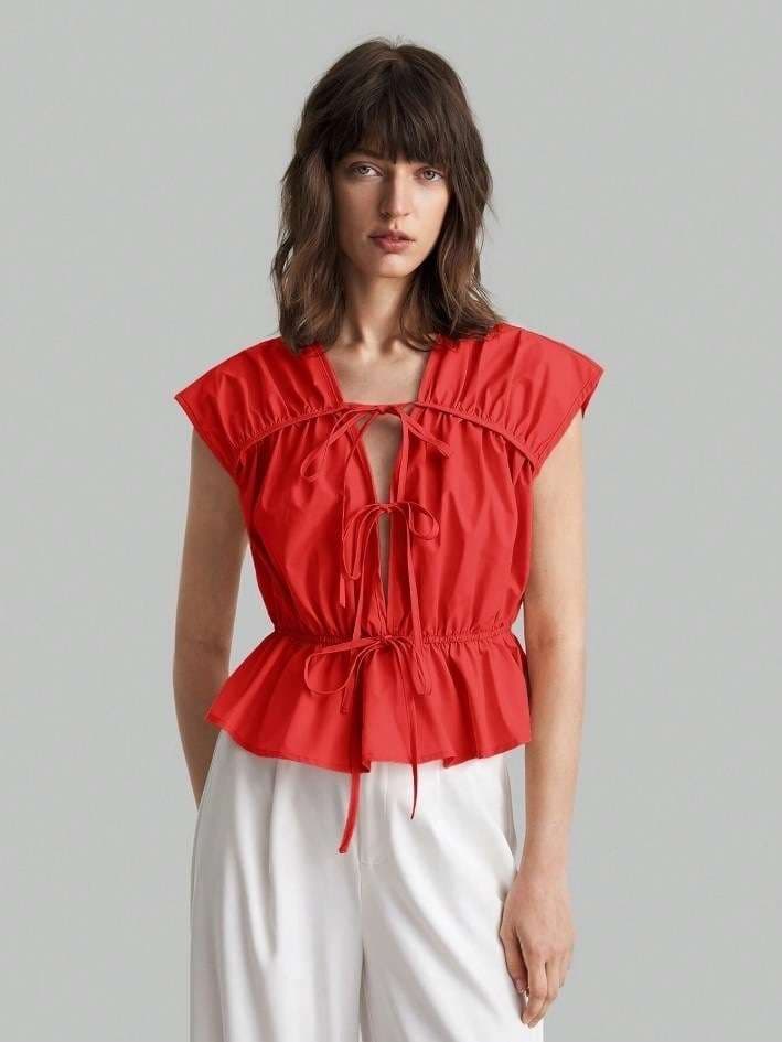 ネイビーコーデ フリルギャザーリボン結びブラウス