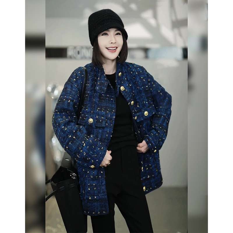 ネイビーコーデ ツイード調リッチ冬コート