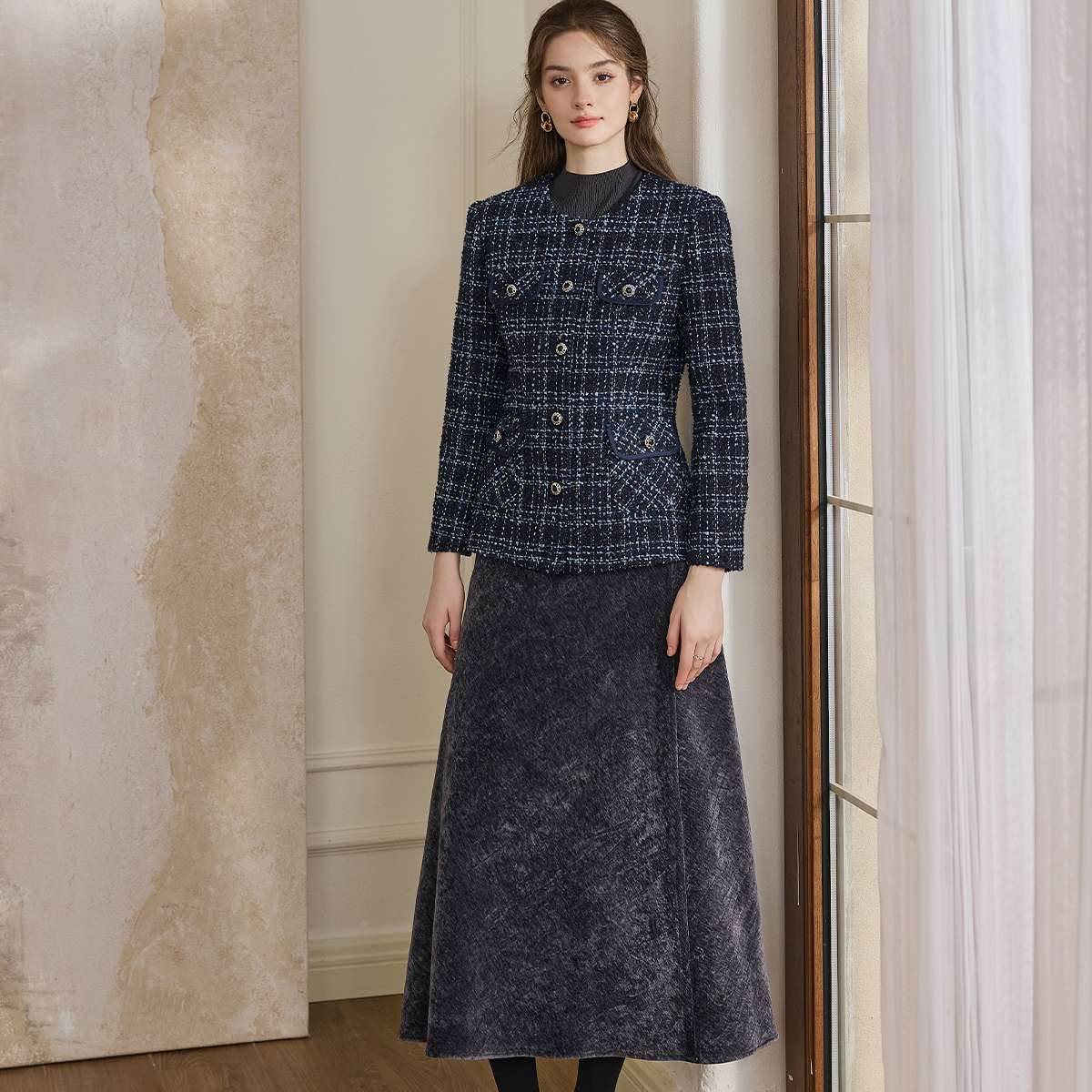 ネイビーコーデ ツイード編み ノーカラージャケット