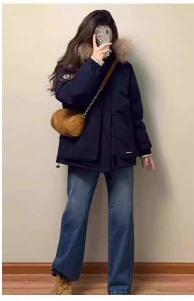 ネイビーコーデ ふわもこファーフード付きダウンジャケット