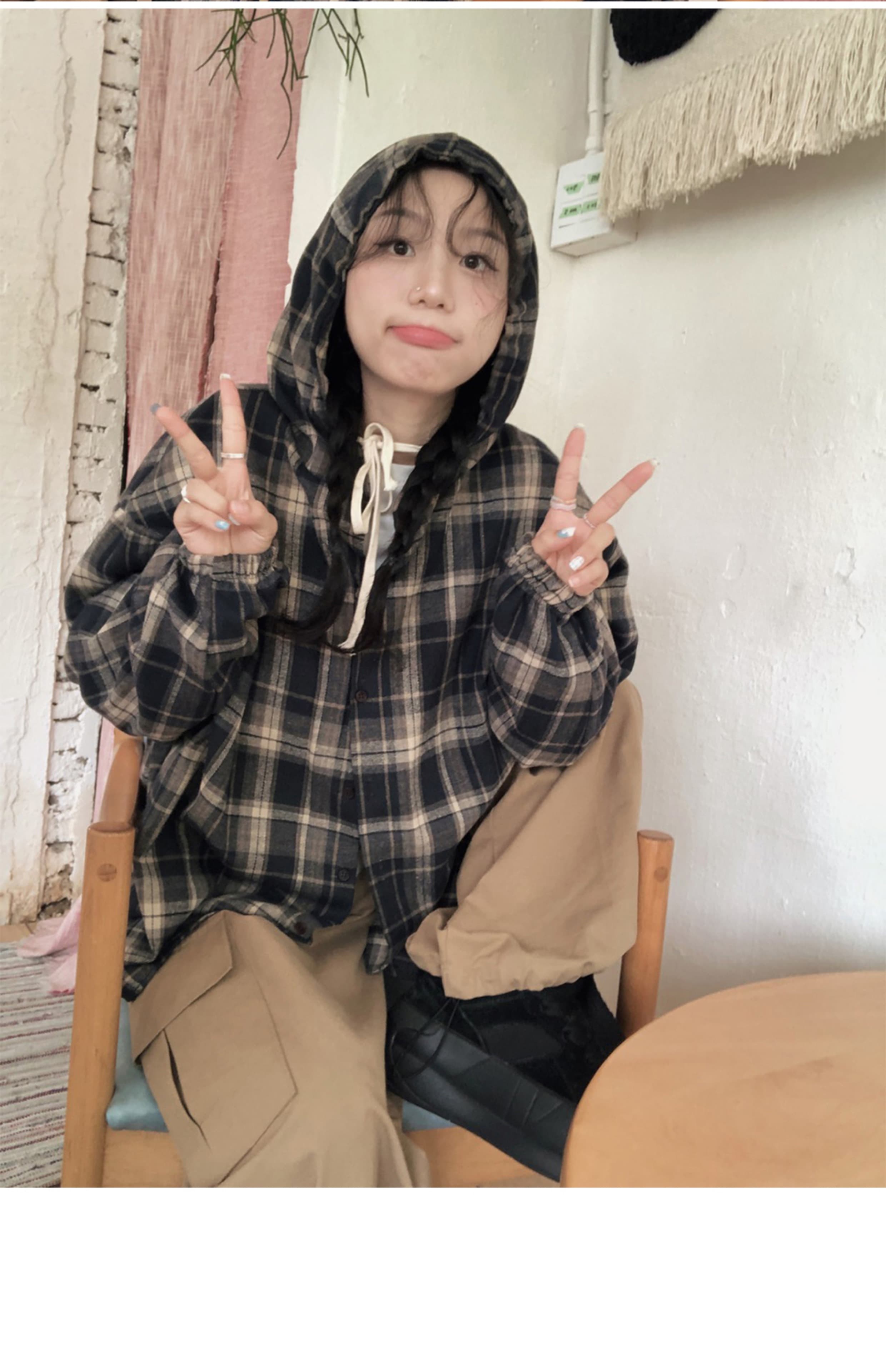 ネイビーコーデ チェック柄フード付きシャツジャケット