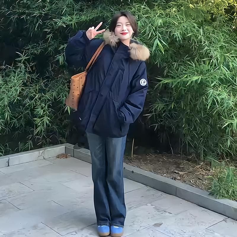 ネイビーコーデ もこもこファー付き 防寒ダウンコート