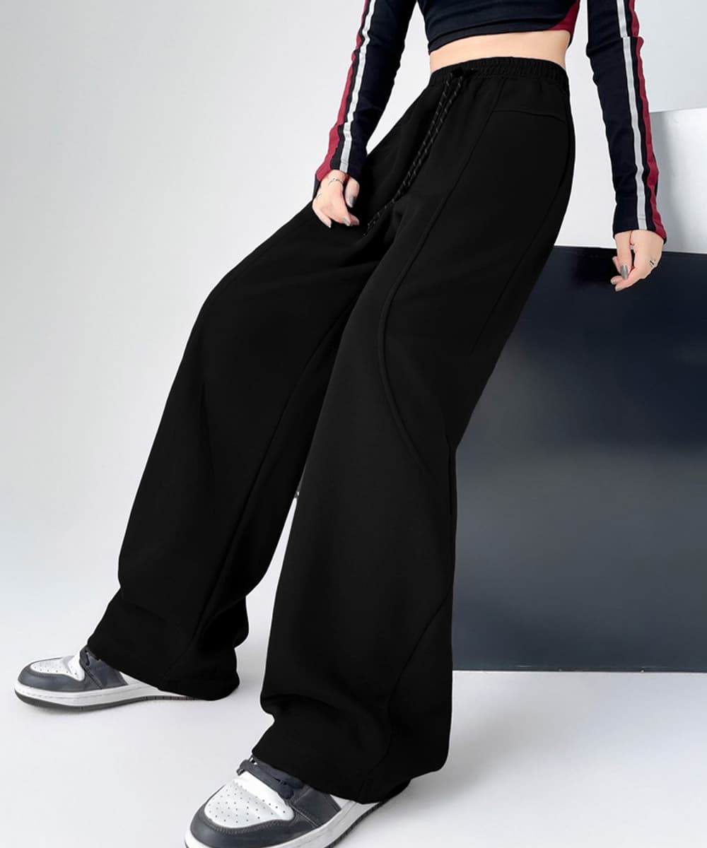 ネイビーコーデ 女性用楽ちんスウェットパンツ ゆったりワイド