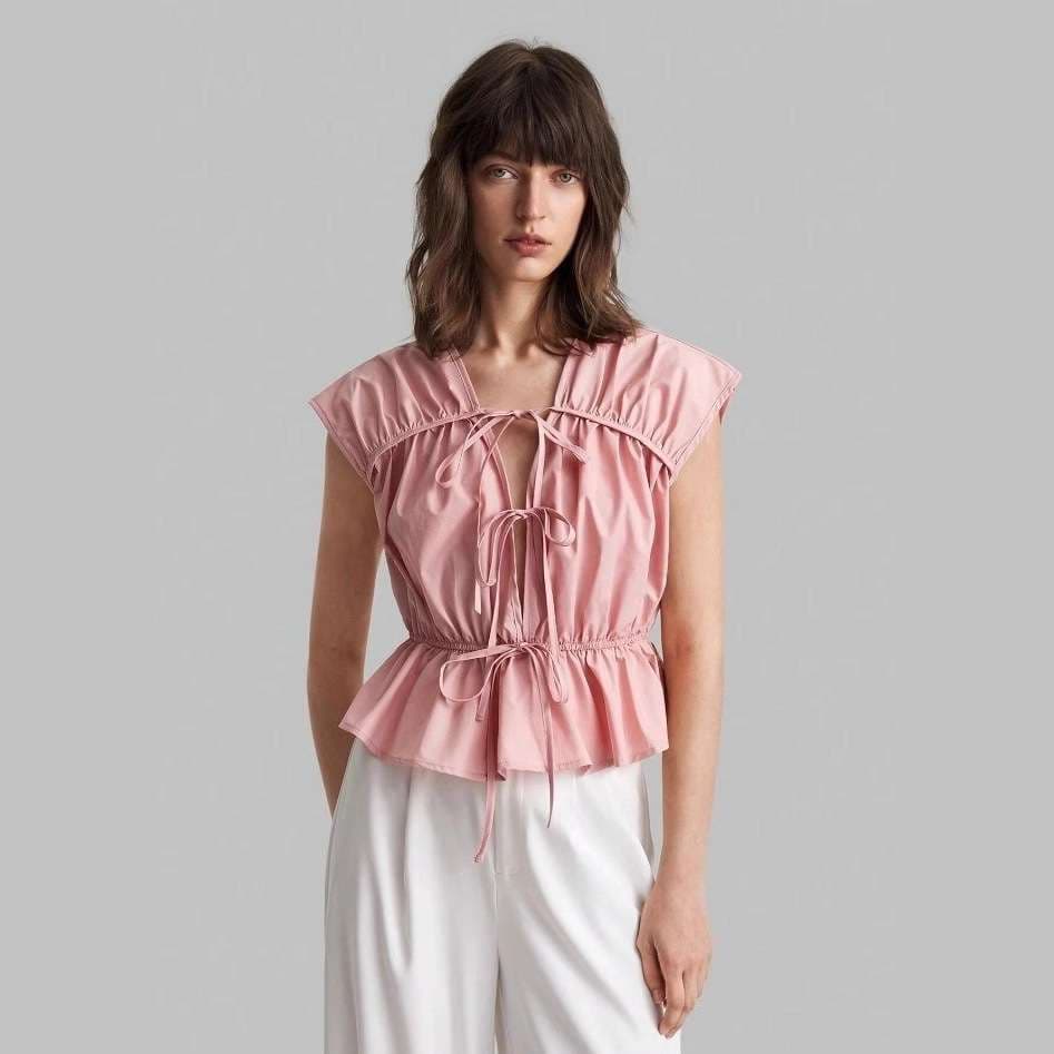 ネイビーコーデ フリルギャザーリボン結びブラウス