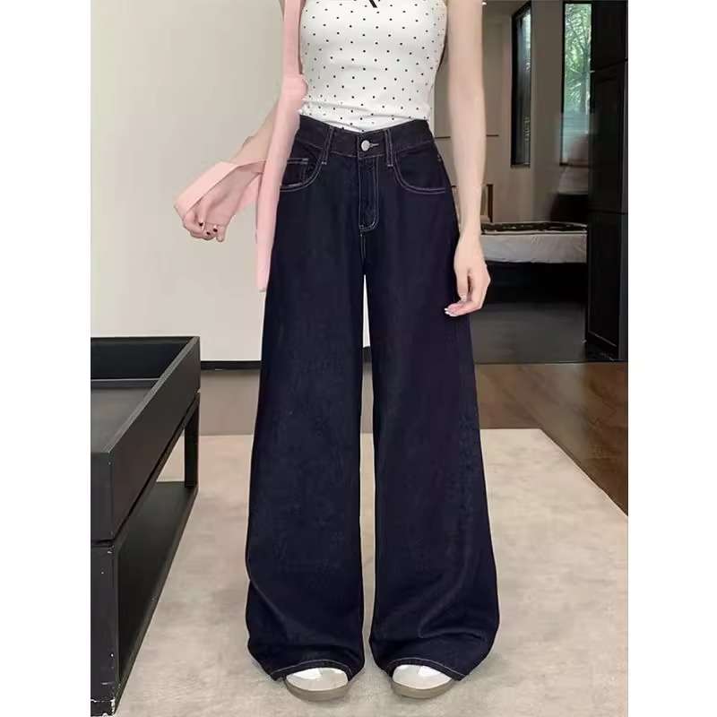 ネイビーコーデ シンプルゆったりワイドパンツ
