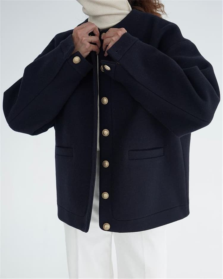ネイビーコーデ レトロ風丸首長袖アウター金属ボタン付きネイビーコート