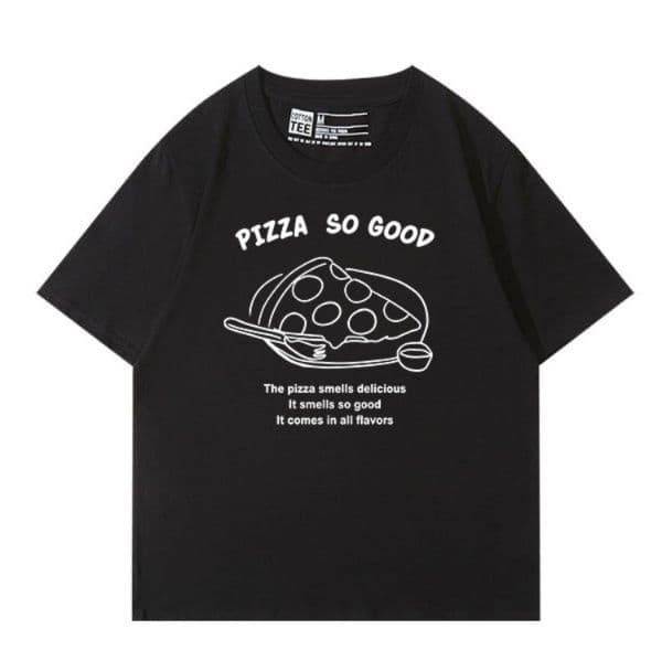 ネイビーコーデ おいしいピザ柄の半袖Tシャツ