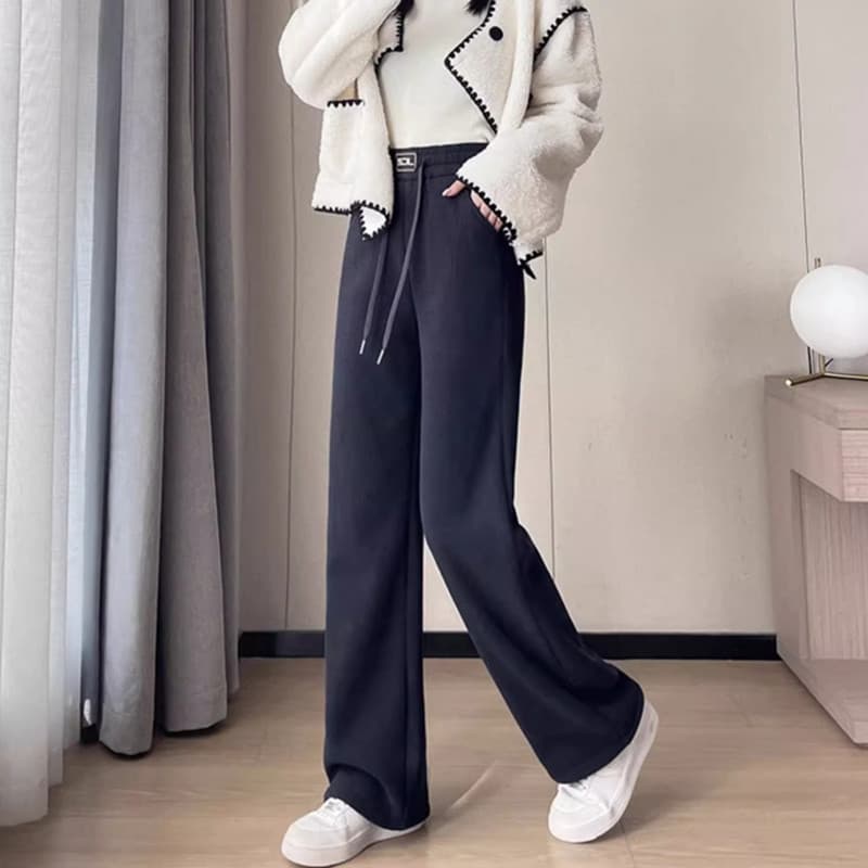 ネイビーコーデ ドレープストレート ワイドパンツ