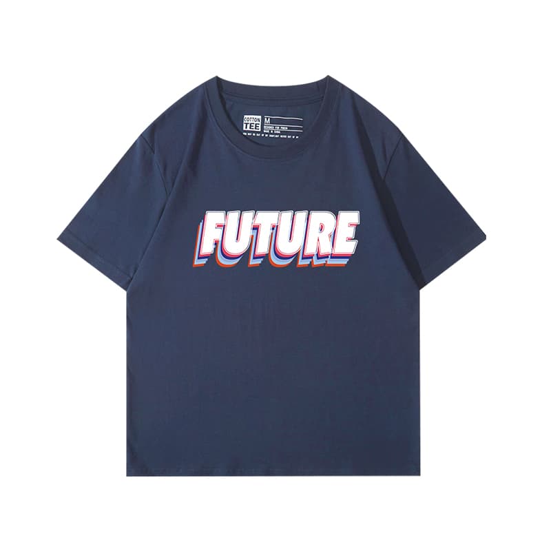 ネイビーコーデ 未来感覚プリント半袖Tシャツ