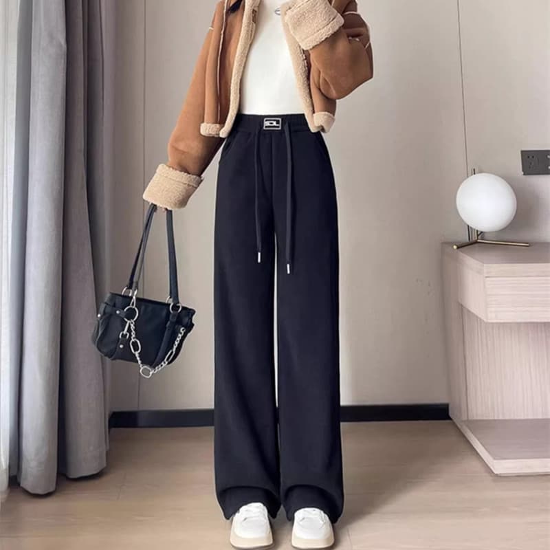 ネイビーコーデ ドレープストレート ワイドパンツ