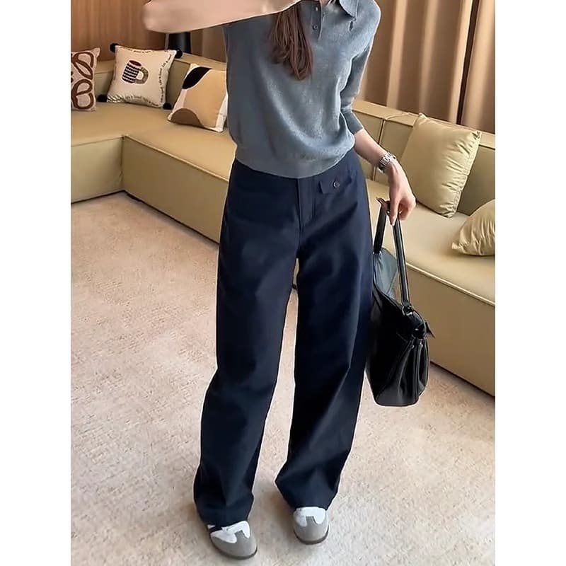 ネイビーコーデ 上質素材ゆったりワイドパンツ