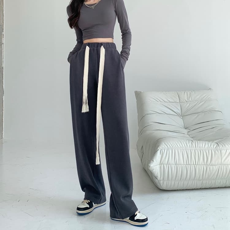 ネイビーコーデ ハイウエスト巾着ワイドパンツ カジュアル美脚パンツ